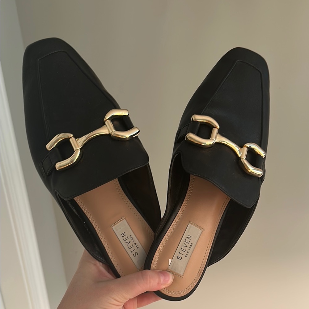 Steven By Steve Madden Black and Gold Chain Loafers